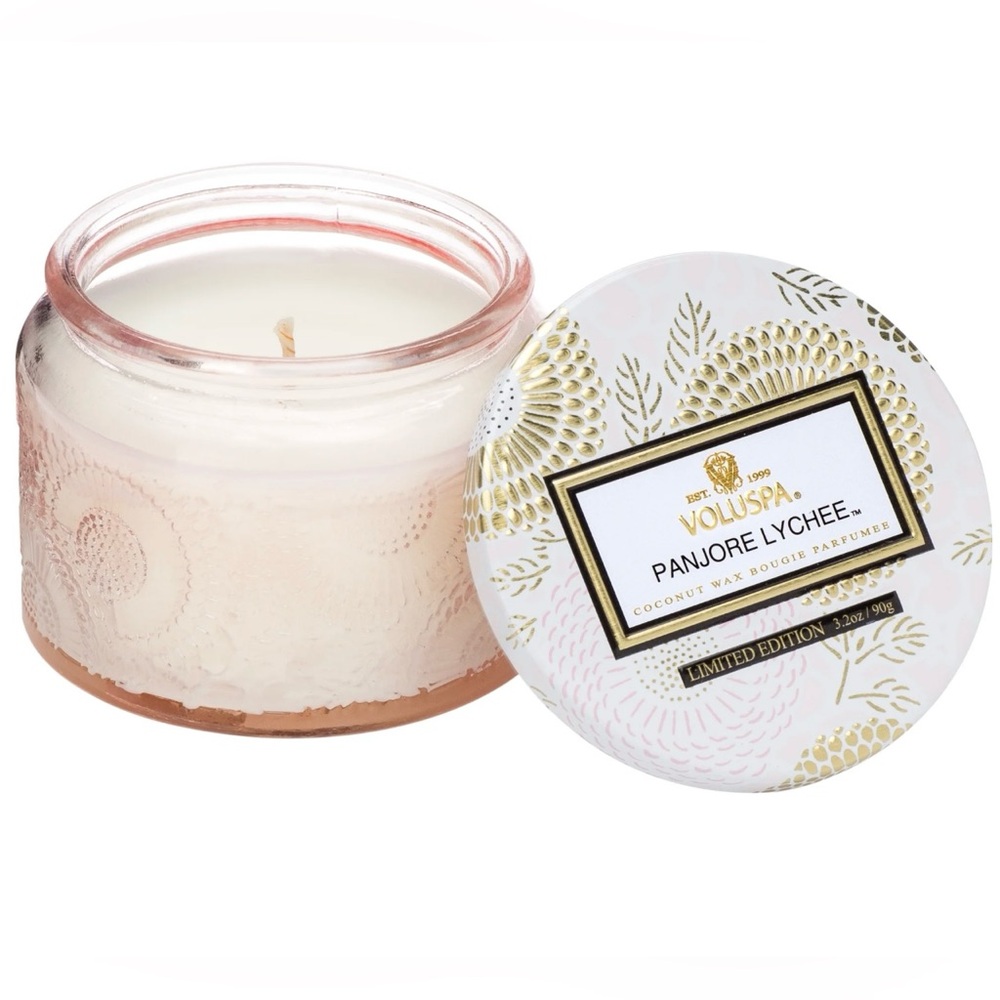 VOLUSPA

PANJORE LYCHEE CLASSIC CANDLE